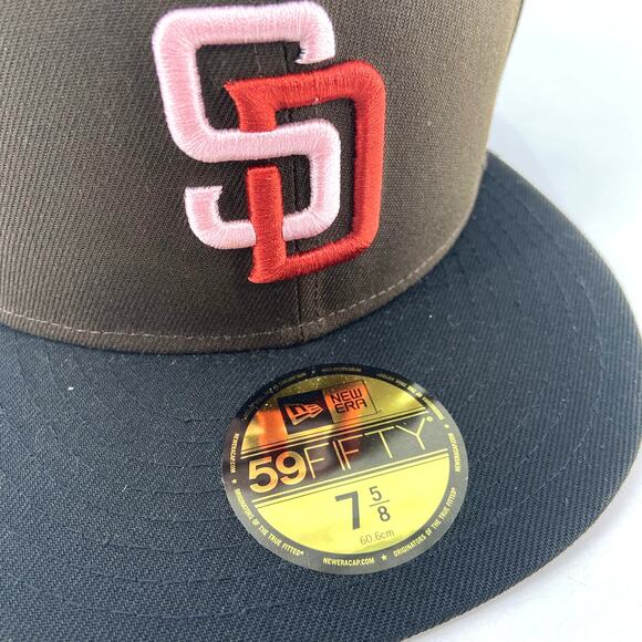 New Era San Diego Padress Stadium Peach Brim Fitted Hat Size 7 5/8 - Picture 8 of 8